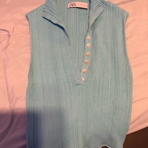 Zara Blue Buttoned Ribbed Crop Top